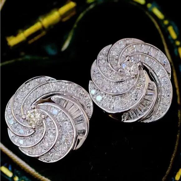 Jewelry - Sophisticated 18k white Silver plated Spiral Earrings w/ Cubic zirconia .50”